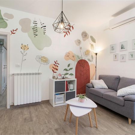 Apartment Vinotoc Izola Esterno foto